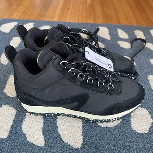 NWT - Never worn brand spanking NEW!!!